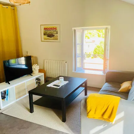 Le Cocon - Parking Gratuit Apartment Angouleme Exterior photo